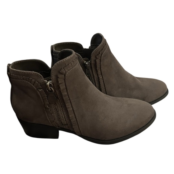 MIA Mabel ruffle Charcoal Gray Ankle Boots - Picture 4 of 10